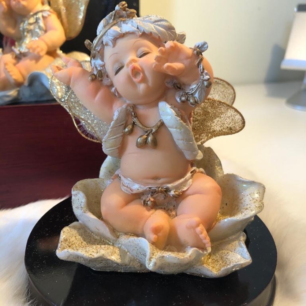 Adorable Angels - Picture 3 of 5